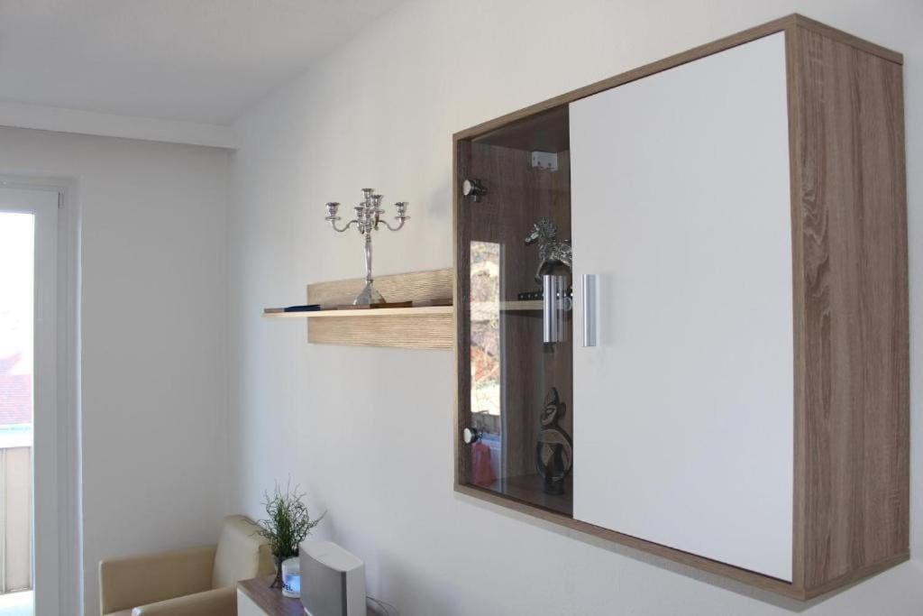 Zum Breyer Bnb City Apartment Baden Exterior foto