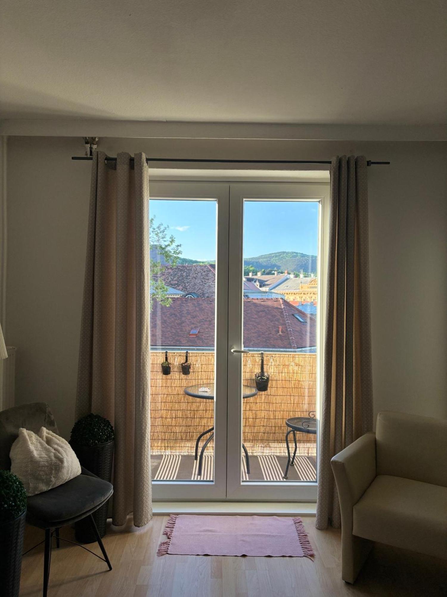 Zum Breyer Bnb City Apartment Baden Exterior foto